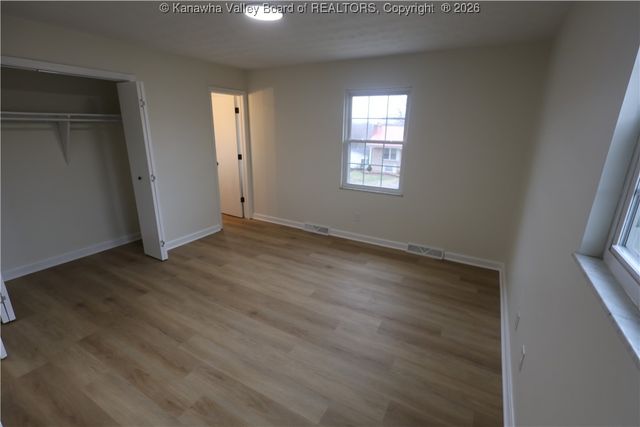 256 Pine Circle, Dunbar, WV 25064