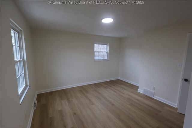 256 Pine Circle, Dunbar, WV 25064