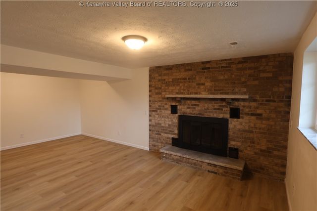 256 Pine Circle, Dunbar, WV 25064