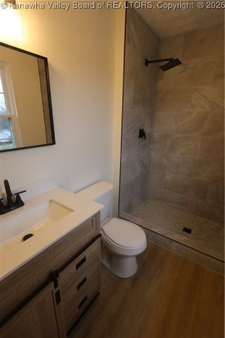 256 Pine Circle, Dunbar, WV 25064