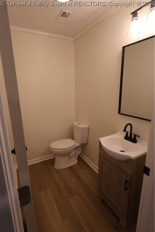 256 Pine Circle, Dunbar, WV 25064