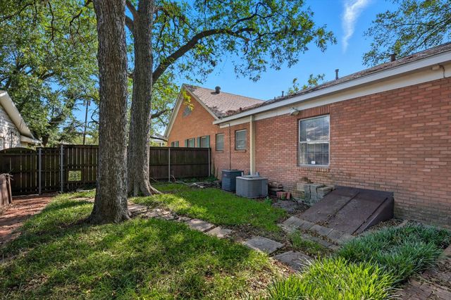 401 Craig Street, Hillsboro, TX 76645