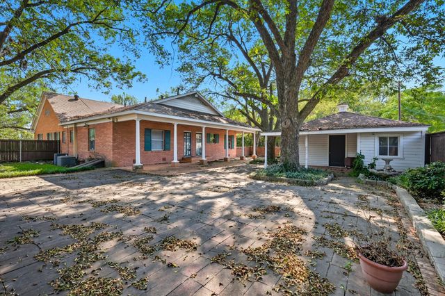 401 Craig Street, Hillsboro, TX 76645