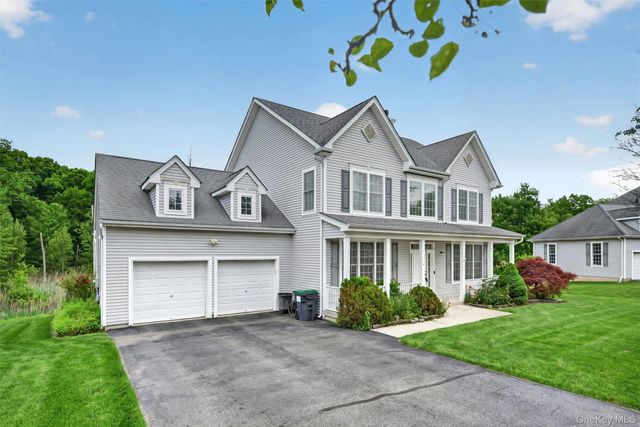 5 Oldwyck Crescent, Highland Mills, NY 10930