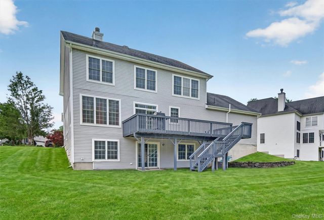 5 Oldwyck Crescent, Highland Mills, NY 10930