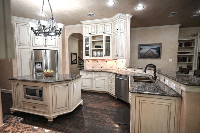 910 Belclaire Circle, Cedar Hill, TX 75104