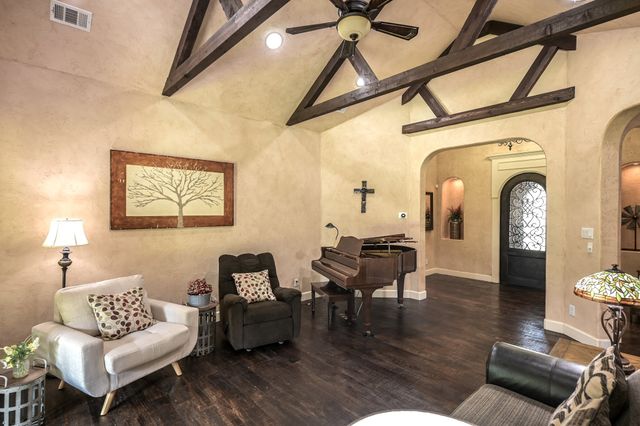 910 Belclaire Circle, Cedar Hill, TX 75104