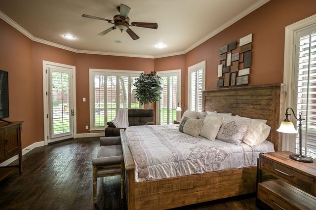 910 Belclaire Circle, Cedar Hill, TX 75104