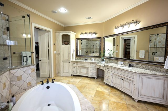 910 Belclaire Circle, Cedar Hill, TX 75104