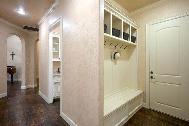 910 Belclaire Circle, Cedar Hill, TX 75104