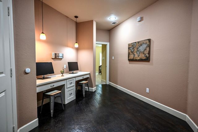 910 Belclaire Circle, Cedar Hill, TX 75104