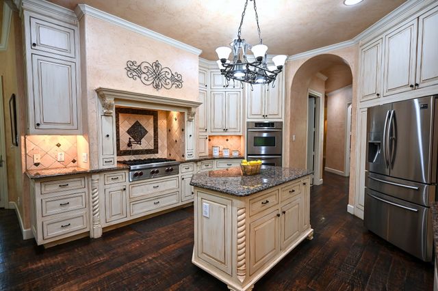 910 Belclaire Circle, Cedar Hill, TX 75104