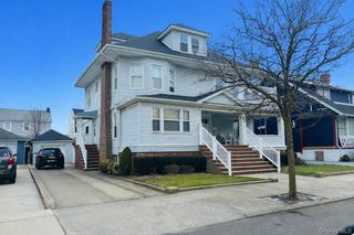 406 Beach 131st Street, Belle Harbor, NY 11694