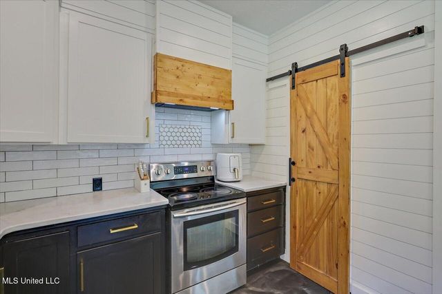 2033 Elizabeth Chapman Drive, Jackson, MS 39212