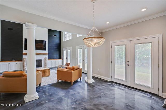 2033 Elizabeth Chapman Drive, Jackson, MS 39212