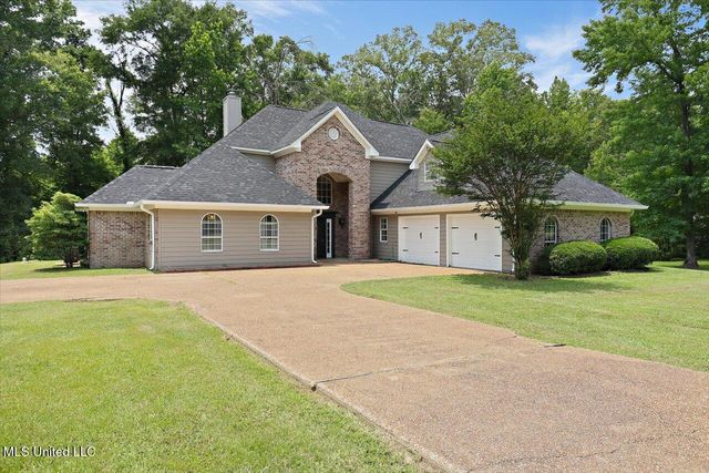 2033 Elizabeth Chapman Drive, Jackson, MS 39212