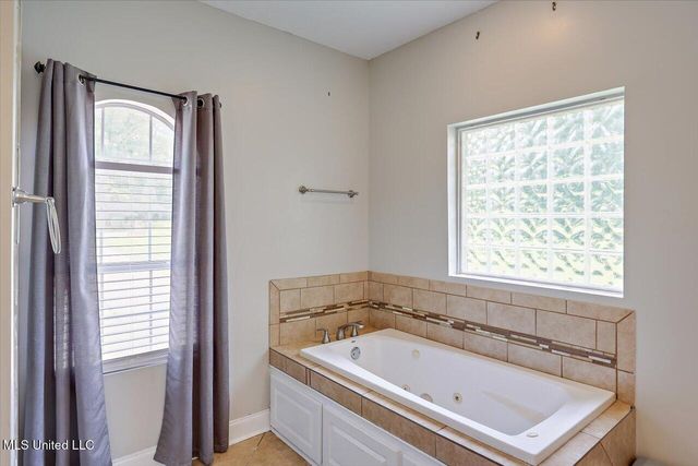 2033 Elizabeth Chapman Drive, Jackson, MS 39212