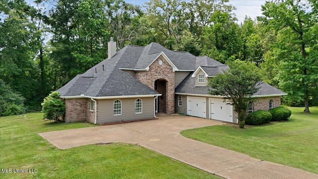 2033 Elizabeth Chapman Drive, Jackson, MS 39212