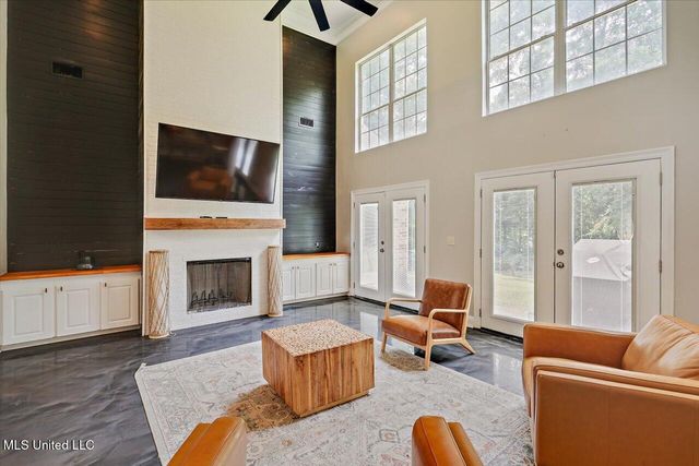 2033 Elizabeth Chapman Drive, Jackson, MS 39212