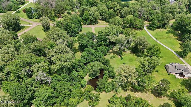 2033 Elizabeth Chapman Drive, Jackson, MS 39212