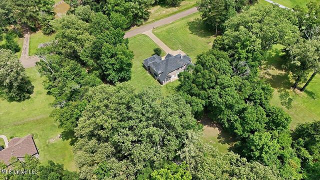 2033 Elizabeth Chapman Drive, Jackson, MS 39212