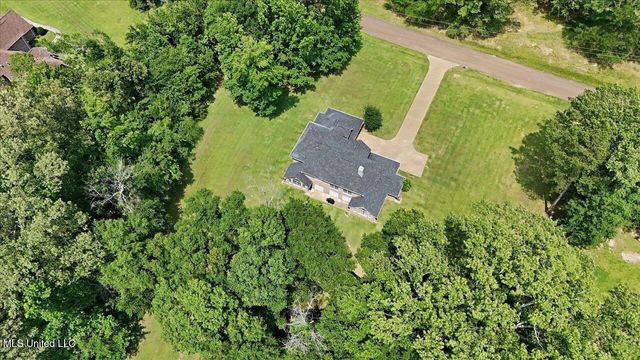 2033 Elizabeth Chapman Drive, Jackson, MS 39212