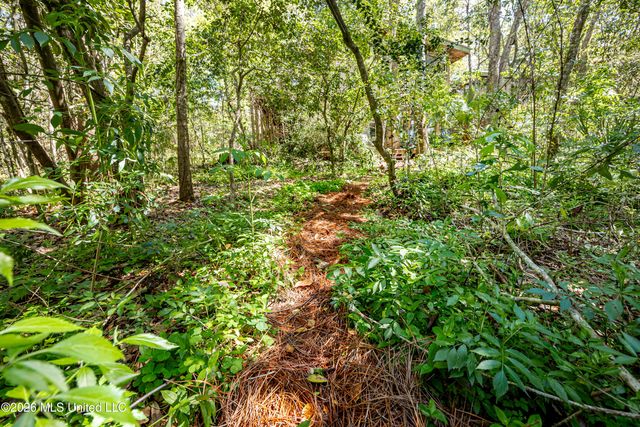 1103 Le Voyageur Drive, Ocean Springs, MS 39564