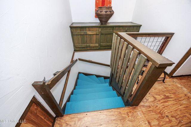 1103 Le Voyageur Drive, Ocean Springs, MS 39564