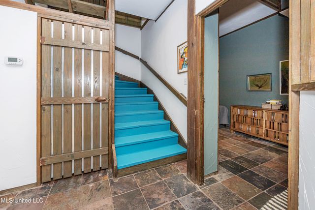 1103 Le Voyageur Drive, Ocean Springs, MS 39564