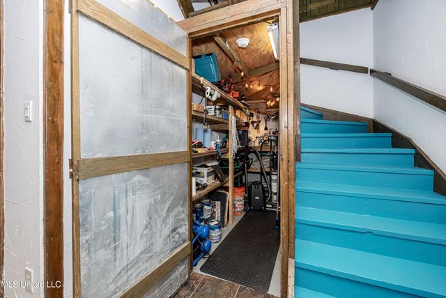 1103 Le Voyageur Drive, Ocean Springs, MS 39564