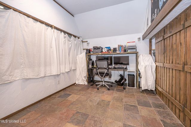 1103 Le Voyageur Drive, Ocean Springs, MS 39564