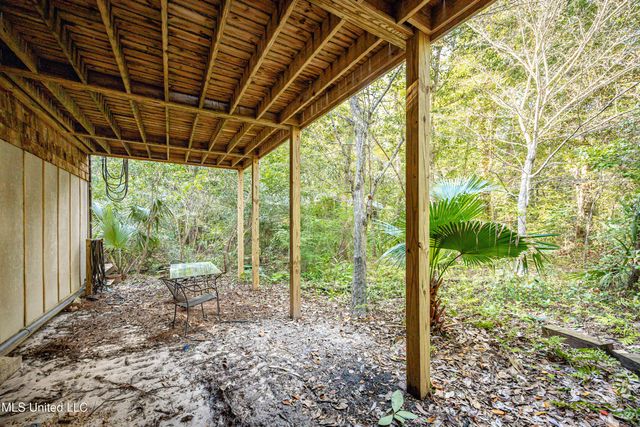 1103 Le Voyageur Drive, Ocean Springs, MS 39564