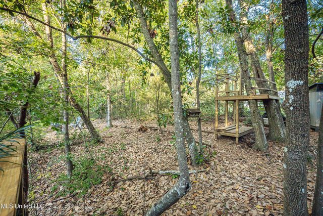 1103 Le Voyageur Drive, Ocean Springs, MS 39564