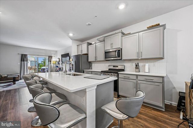 6619 DARTER WAY, Clinton, MD 20735