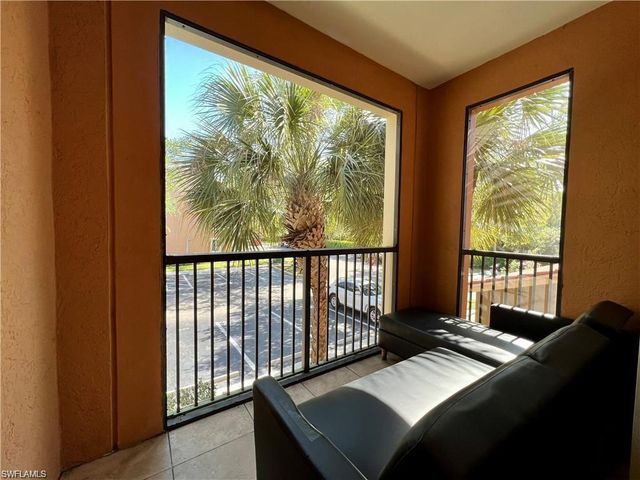 1160 Reserve WAY 207, Naples, FL 34105