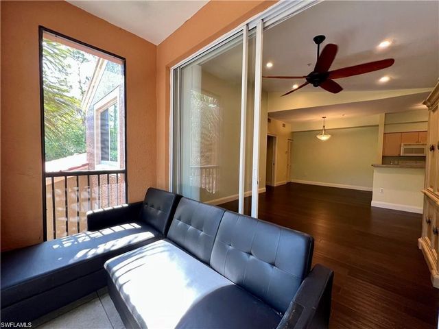 1160 Reserve WAY 207, Naples, FL 34105