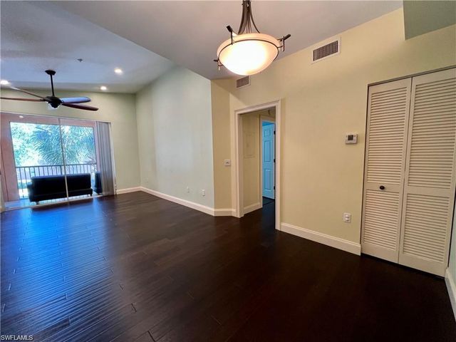 1160 Reserve WAY 207, Naples, FL 34105