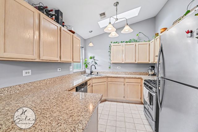 2035 Waverly Lane 2035, Algonquin, IL 60102