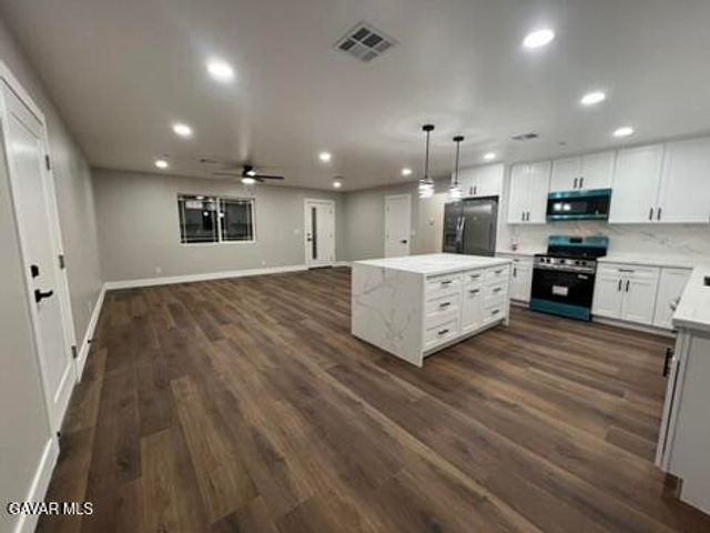 9506 East Avenue T14, Littlerock, CA 93543