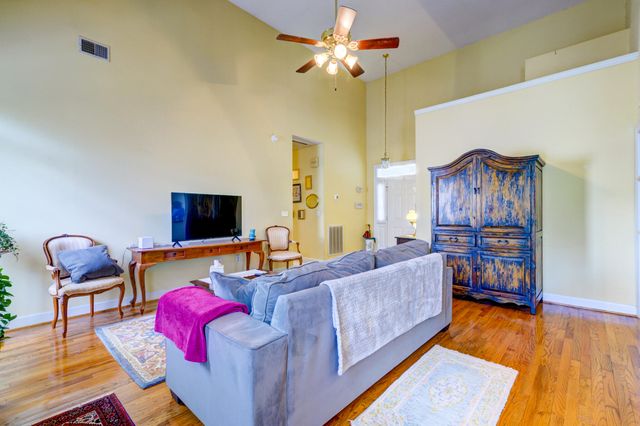 67 Oyster Point Row, Charleston, SC 29412