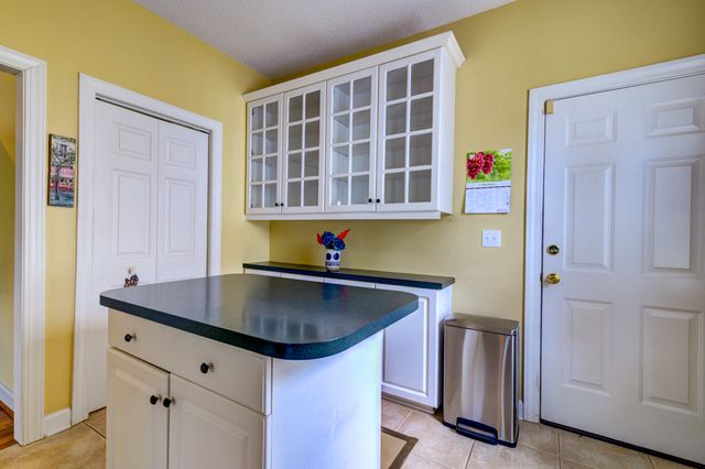 67 Oyster Point Row, Charleston, SC 29412