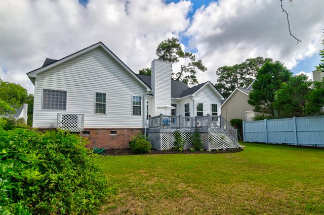 67 Oyster Point Row, Charleston, SC 29412