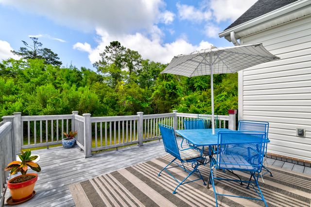 67 Oyster Point Row, Charleston, SC 29412