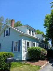 20 Tilton Street, Manchester, NH 03102