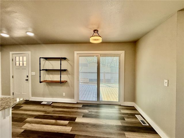 24 Hampstead Lane, Bella Vista, AR 72714