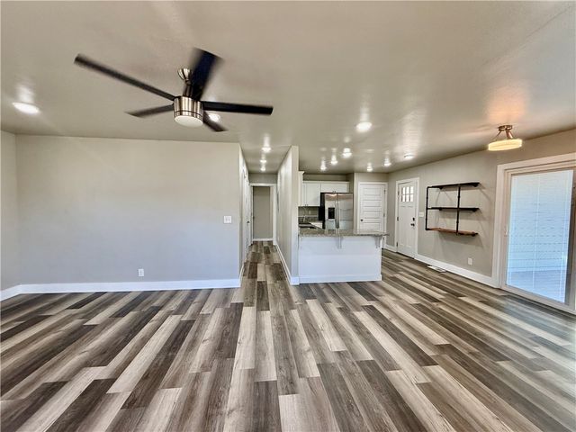 24 Hampstead Lane, Bella Vista, AR 72714