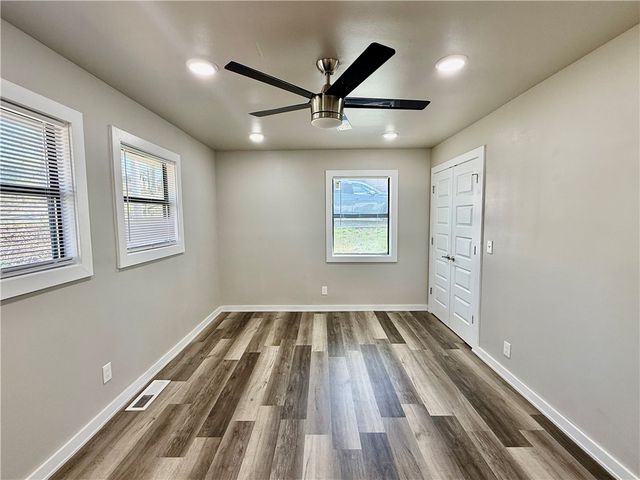 24 Hampstead Lane, Bella Vista, AR 72714