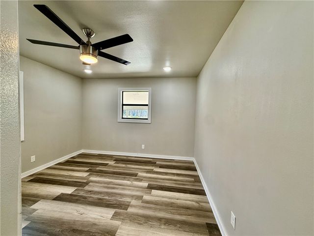 24 Hampstead Lane, Bella Vista, AR 72714