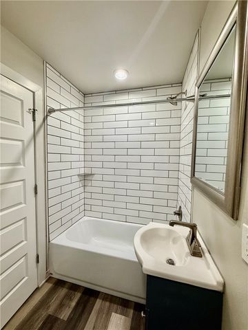 24 Hampstead Lane, Bella Vista, AR 72714