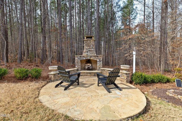 197 Boxwood Drive, Pittsboro, NC 27312